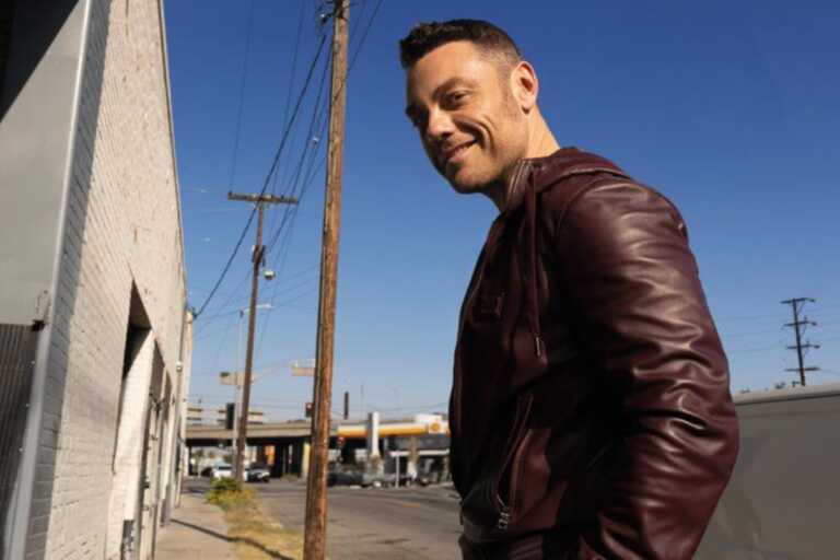 Pienone al “San Nicola” per Tiziano Ferro: in migliaia al concerto di uno degli artisti più amati