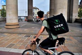Galleria foto 'Uber Eats, Fipe: “30 mila ristoranti usano Food Delivery ma commissioni alte al 35%”' - foto 1