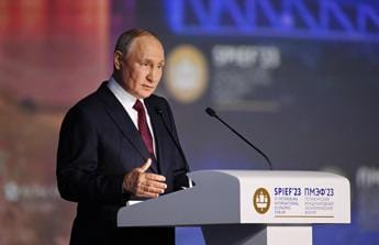 Galleria foto 'Ucraina, Putin: “Zelensky è una disgrazia per il popolo ebraico”' - foto 1