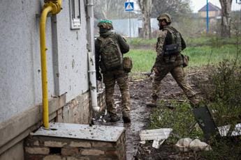 Galleria foto 'Ucraina, “Usa potrebbero fornire munizioni all’uranio impoverito a Kiev”' - foto 1
