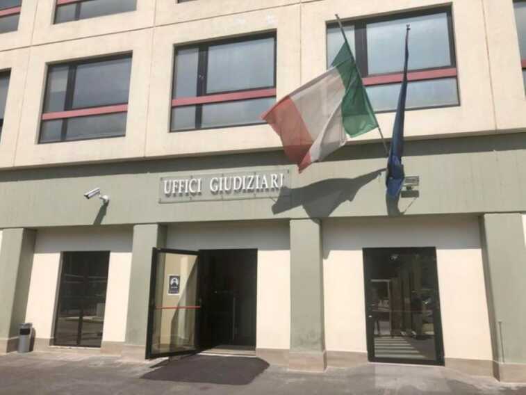 Corruzione elettorale: revocati i domiciliari all’ex vice sindaco di Triggiano e ai figli