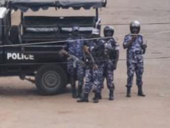 Galleria foto 'Uganda, attacco contro una scuola: 25 morti' - foto 1