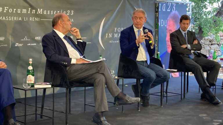 Ex Ilva, il ministro Urso: «Valuteremo con Acciaierie d’Italia l’ingresso dello Stato nell’azienda»