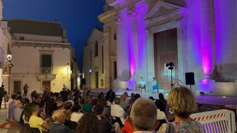 In Valle d’Itria all’avventura, 11 autori si raccontano: la rassegna da luglio a settembre