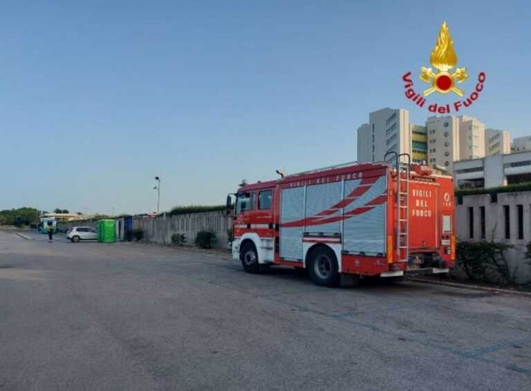 Incendio in un supermercato a Torchiarolo: registrati ingenti danni ma nessun ferito