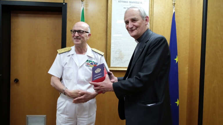 Galleria foto 'Guardia Costiera, il cardinale Zuppi visita il Comando Generale' - foto 1