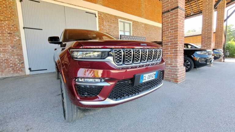 Il nuovo Grand Cherokee è la pura essenza di una Jeep