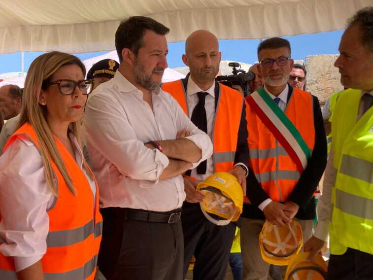 Alta velocità: Per Salvini obiettivo Bari-Napoli in 2 ore