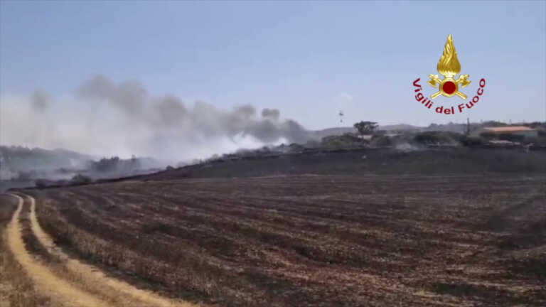 Incendi in Sardegna, in corso dieci interventi sull’Isola