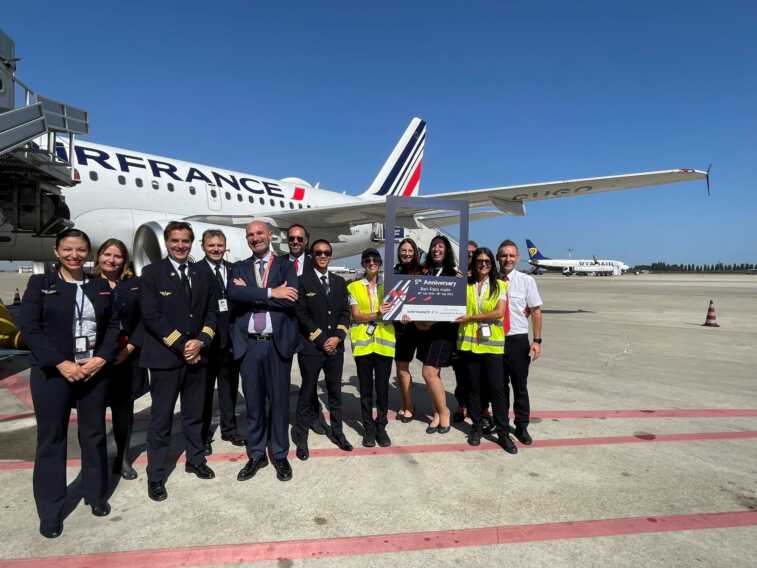 Galleria foto 'Cinque anni del volo diretto Bari-Parigi con Air France, Vasile: «Partnership forte con Aeroporti di Puglia»' - foto 2