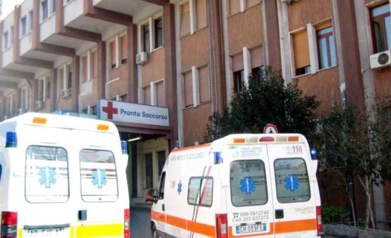 Il gran caldo manda in tilt i Pronto Soccorso del Tarantino: coda di ambulanze agli accessi