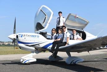 Accordo tra Wizz Air e Urbe Aero, al via corsi per futuri piloti