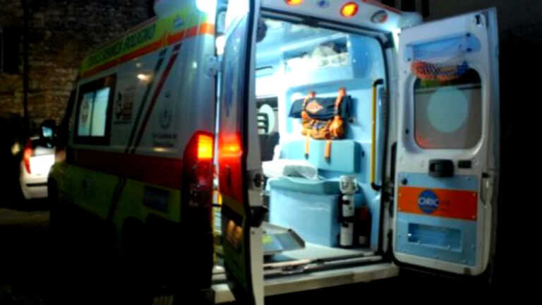 Salento, esplode una bombola di gas e crolla il muro interno dell’abitazione: ferita una 90enne