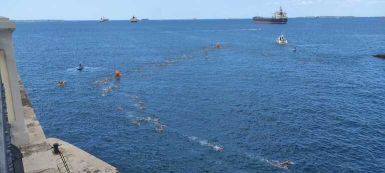 Festa di sport a Taranto con i campionati italiani di aquathlon: vincono Giada Stegani e Nicolò Ragazzo