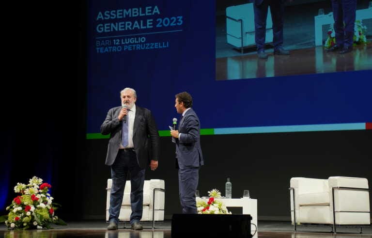 Emiliano all’assemblea di Confindustria Bari-Bat: «Grazie al “Sistema Puglia” siamo tra i migliori in Italia» – VIDEO
