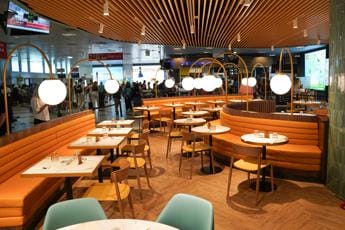 Galleria foto 'Autogrill, in aeroporto Palermo nuovo concept casual dining dello chef stellato Ciccio Sultano' - foto 1