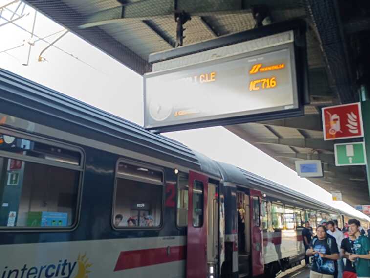 Bari-Napoli, stop ai treni dal 2 al 15 febbraio per lavori: bus sostitutivi e modifiche ai servizi