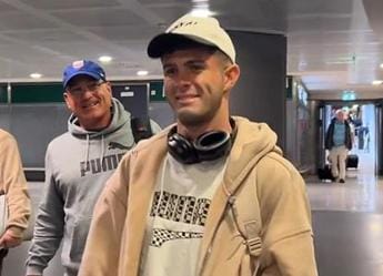 Galleria foto 'Calciomercato Milan, Pulisic sbarca a Malpensa: “Molto felice di essere qui” – Video' - foto 1