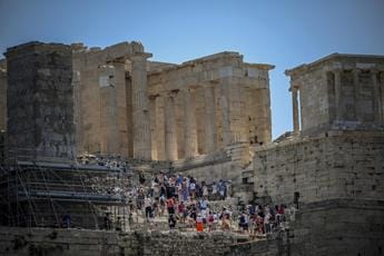 Galleria foto 'Caldo record in Grecia, weekend più rovente degli ultimi 50 anni' - foto 1