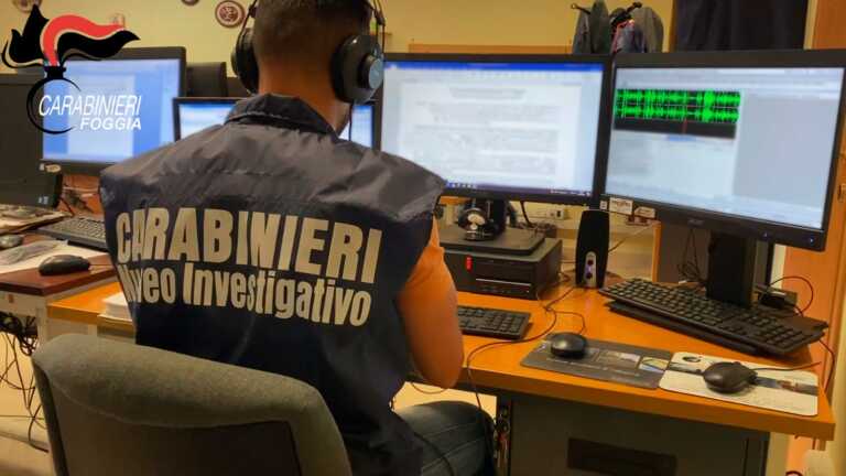 Foggia, spaccio di droga e cellulari in carcere per conto del clan Li Bergolis Miucci: cinque arresti
