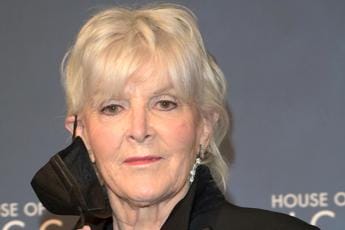 Galleria foto 'Caterina Caselli smentisce fake news: “Ho accertato che non sono morta”' - foto 1