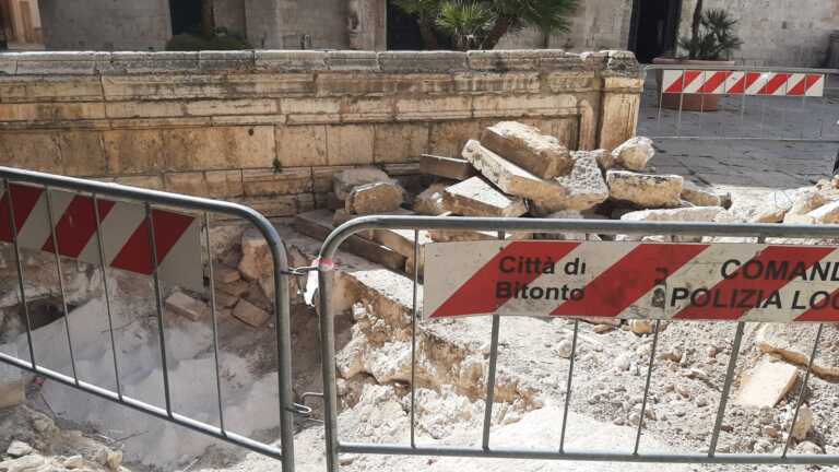 Bitonto, per riparare un guasto elettrico addio chianche di piazza Cattedrale. E il comune impone lo stop