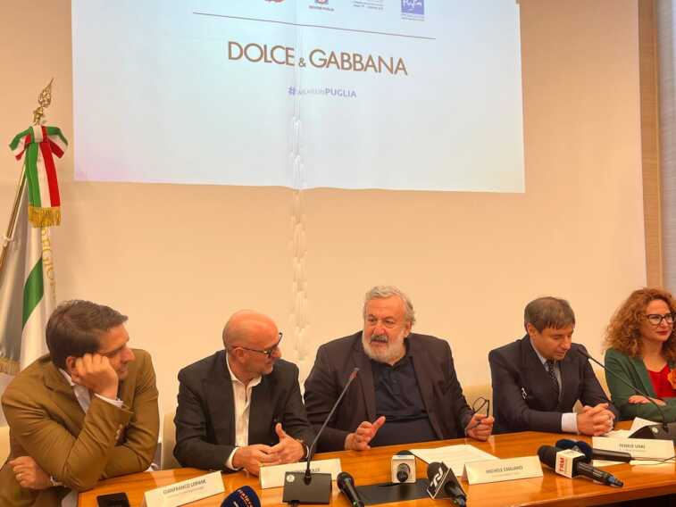Dolce&Gabbana sceglie la Puglia: l’alta moda tra trulli e masserie in Valle d’Itria. Attesi 500 ospiti – VIDEO