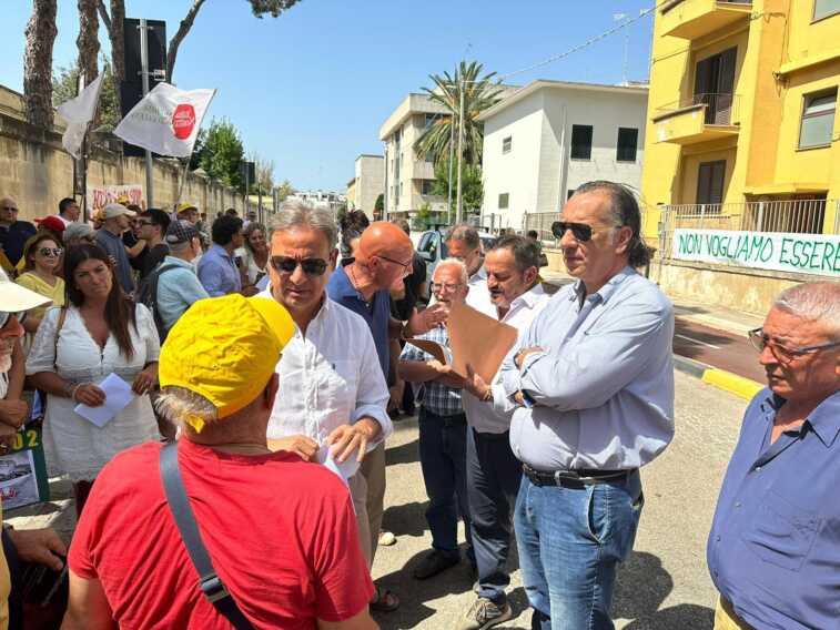 Galleria foto 'Stop all’impianto Ecolio 2 in Salento, Pagliaro: «Difendiamo la salute dei cittadini del Capo di Leuca»' - foto 3