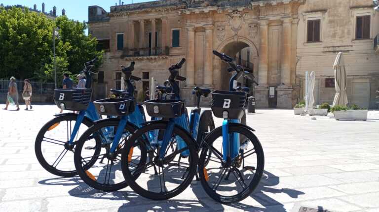 Lecce sempre più smart. Arrivano le bici elettriche