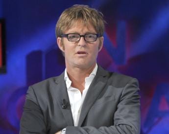 Galleria foto 'Filippo Facci posta foto al mare e risponde a fan: “Se avrei scritto ugualmente il pezzo? Sì”' - foto 1