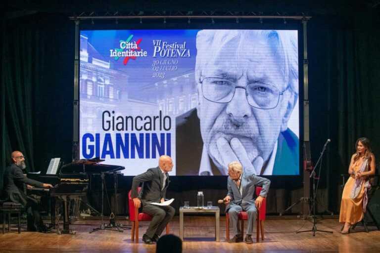 Giancarlo Giannini ricorda Lina Wertmüller a Potenza: «È al top tra i registi con cui ho lavorato»