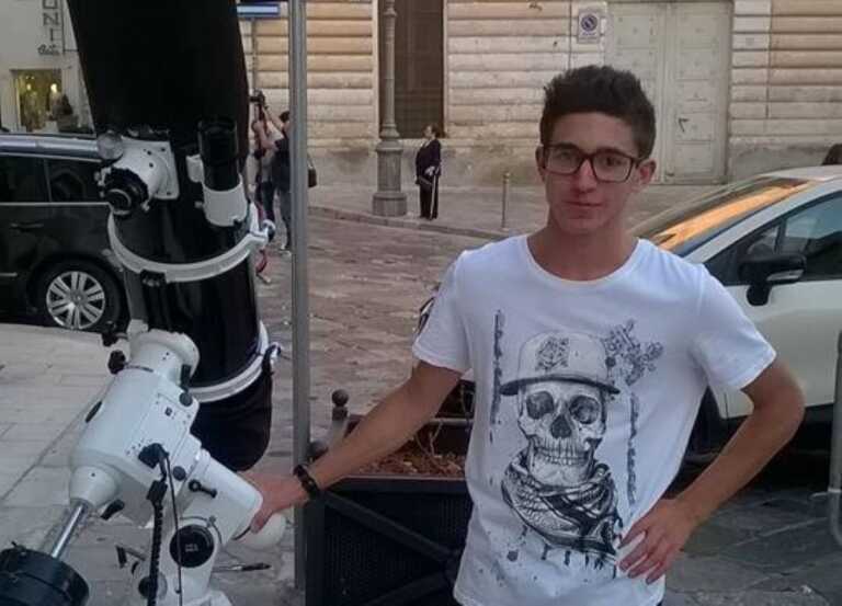 A Casarano Gianluca è già un eroe: a soli 23 anni costruisce e lancia una sonda oltre l’atmosfera