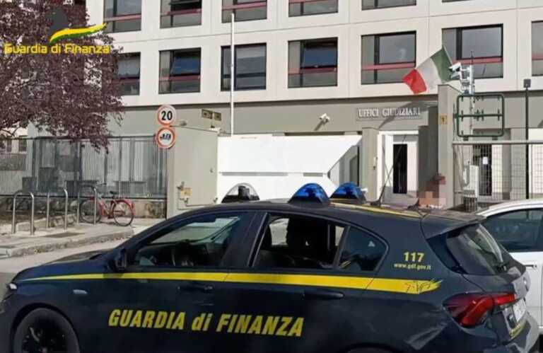 Galleria foto 'Sinergia tra Procura e Guardia di finanza: da gennaio 2022 sequestri per oltre 300 milioni di euro – VIDEO' - foto 2