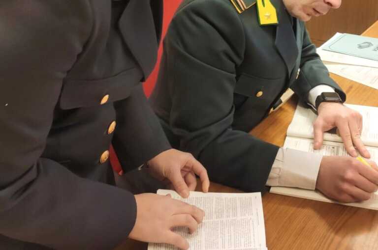 Taranto, rapinato da finti finanzieri: in carcere ex moglie e due complici. In corso le indagini