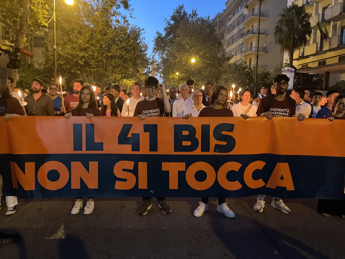 Galleria foto 'In centinaia alla fiaccolata per Borsellino' - foto 1