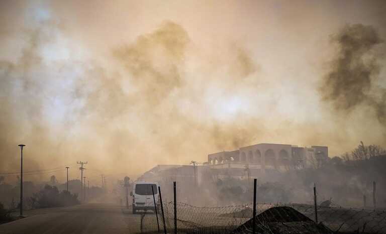 Incendi a Rodi, la Farnesina interviene per tre vacanzieri di Trani