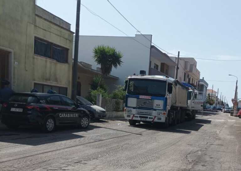 Scontro tra due camion che trasportavano bitume a Minervino di Lecce: muore un operaio di 52 anni