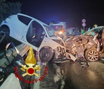 Galleria foto 'Incidente Sardegna, scontro frontale a Palau: morte due donne' - foto 1