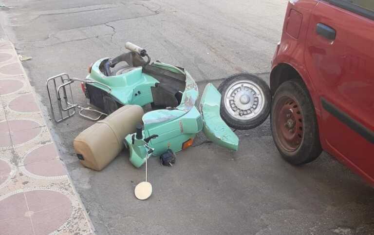 Travolti mentre sono in Vespa: padre e figlia in ospedale. Conducente dell’auto positivo al test tossicologico