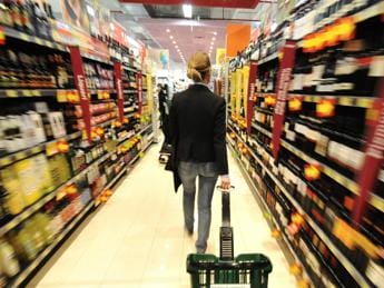 Galleria foto 'Inflazione frena a giugno, +6,4% su base annua' - foto 1