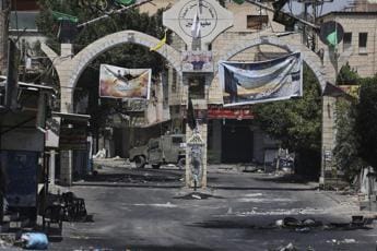 Jenin, truppe Israele si ritirano: lancio di razzi da parte di Hamas