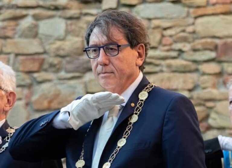 A Conversano il rito della Gran Loggia d’Italia, i massoni aumentano in Puglia: «Non parliamo di politica»