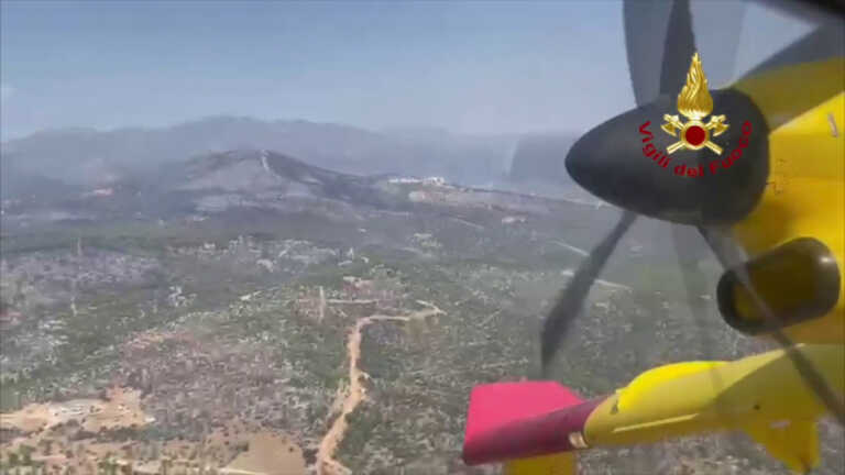 Galleria foto 'Emergenza incendi boschivi in Grecia, le immagini' - foto 1