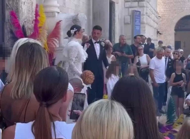 Festa in casa biancorossa: Nicola Bellomo si sposa. La serenata sulle note di “Bari grande amore” – VIDEO