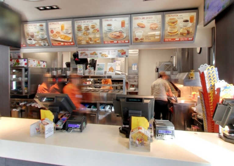 Scioperano i lavoratori di McDonald’s di Bari e Casamassima: «In cucina temperature assurde»