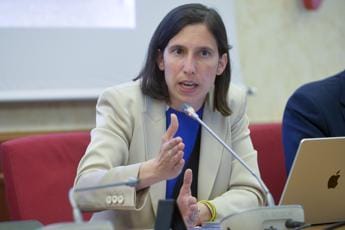Galleria foto 'Migranti, Schlein: “Non posso essere d’accordo su memorandum Ue-Tunisia”' - foto 1
