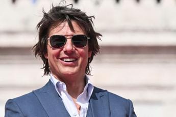 Galleria foto 'Mission Impossible 7, Tom Cruise e la tentazione del regista: “Volevo ringiovanirlo ma poi…”' - foto 1