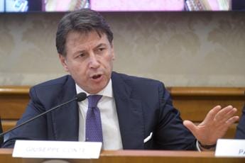Reddito cittadinanza, Conte: “Sospeso a 169mila famiglie con sms”