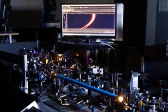 Galleria foto 'Ricerca, in arrivo materiali innovativi per computer ottici e nanometrici del futuro' - foto 1
