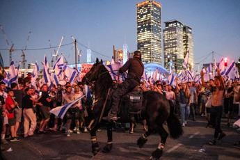 Galleria foto 'Riforma giustizia Israele, Netanyahu: “Via libera passo democratico necessario”' - foto 1
